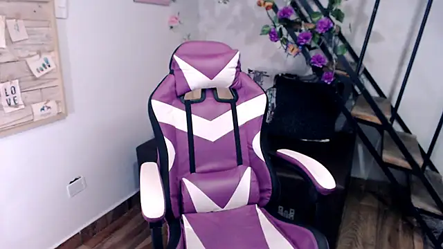 samantha_baby_: απευθείας συνομιλία ΧΧΧ