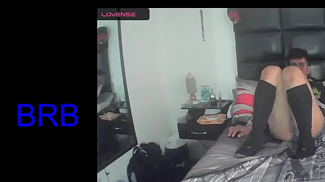 man690_xxx 现场XXX聊天