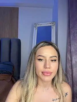 XXX chat uživo modela alisa_w