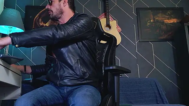 ChrisKox 现场XXX聊天