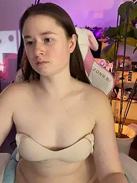 sweetest_pie Chat XXX in diretta