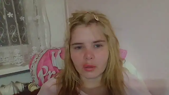 HornyElena Live XXX-chat