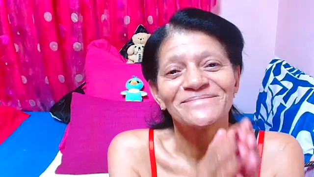 Chat XXX Live SLUTTYROXY