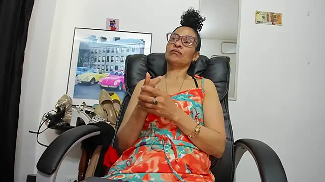 Aries_Mature 라이브 XXX 채팅