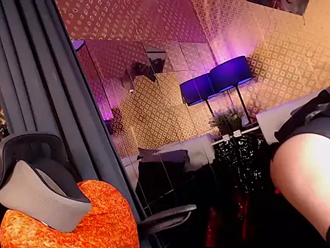 دردشة AntoniaSaints الجنسية المباشرة