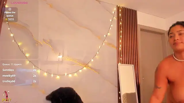 Chatroom XXX en direct de SaraApril_1