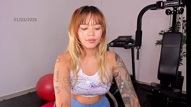 Adria_ross Adlı Modelin Canlı XXX Sohbeti