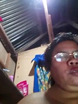 โชว์เว็บแคมของ Huge_mama69