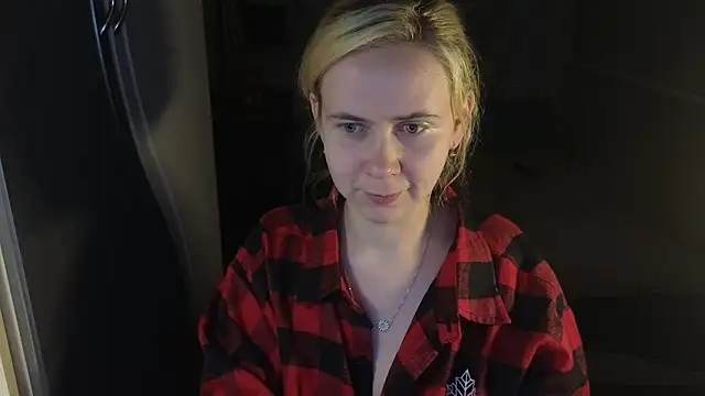 Chat +18 de Riley_Roo ao vivo