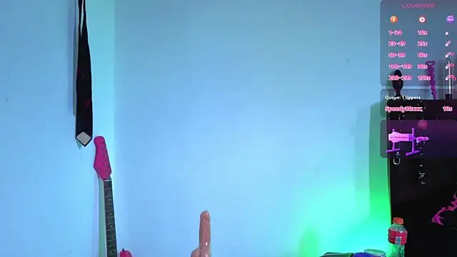 Chat +18 de Iam_kimhendrick ao vivo