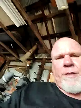 Reddog833 webkamerás műsora