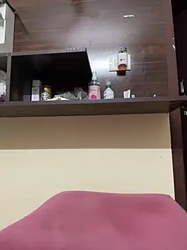 Modelbigbobs: онлайн-секс-чат