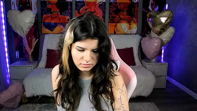 แชท XXX สดของ AnoraDark