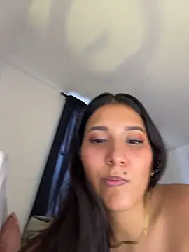 Chat XXX Live IsabellaJoness_