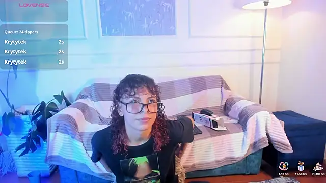 AliceMadnes 现场XXX聊天