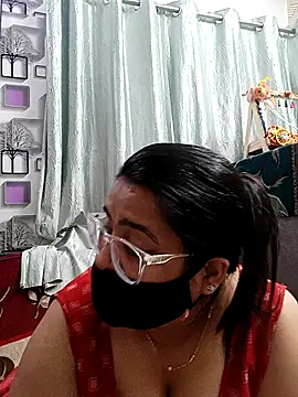 Czat XXX na żywo – GangbangCouple