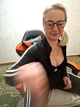 my_Kazka élő XXX-chatje