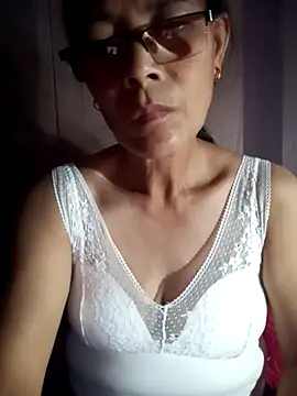 toyo_668: онлайн-секс-чат