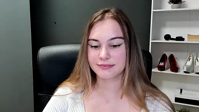 kitty_valerian Live XXX chat