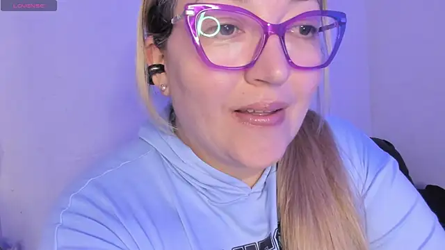 Naty_Mature_ Chat XXX live