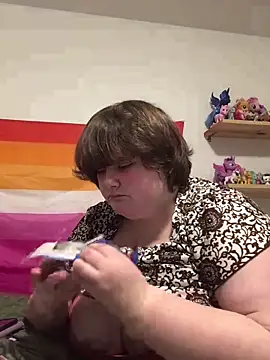 plushietoy's Live XXX Chat