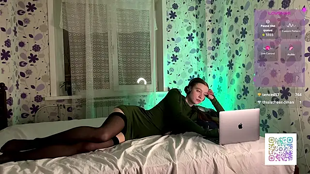 Czat XXX na żywo – NIce_fox