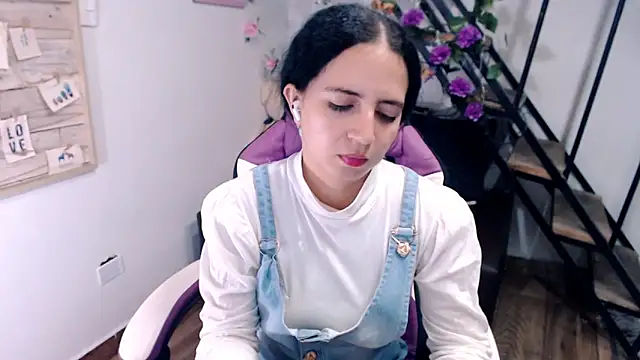 Živý XXX chat samantha_baby_
