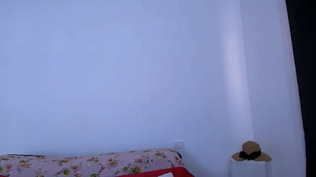 Andreabigboobs23's Live XXX Chat