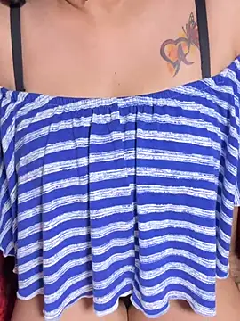 دردشة Squirt_Queen_X الجنسية المباشرة