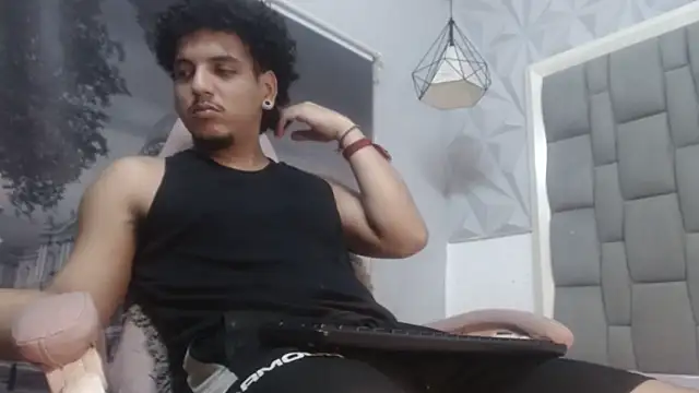 Xfire_boy69 Live XXX-chat