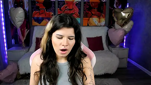 AnoraDark: онлайн-секс-чат