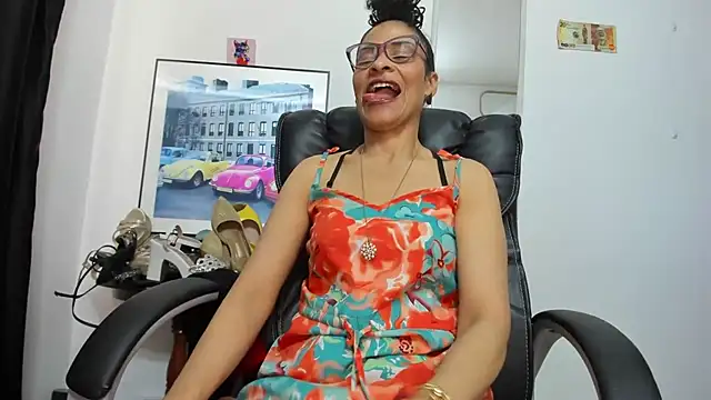 Show de Aries_Mature na webcam