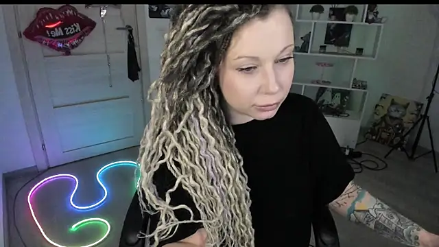 HoneySallyMoore's Live XXX Chat