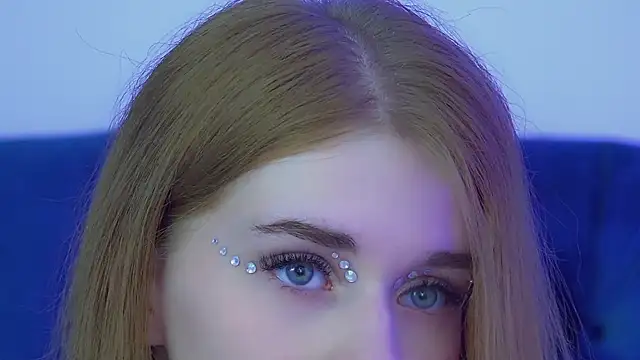 MelissaBauch Adlı Modelin Canlı XXX Sohbeti