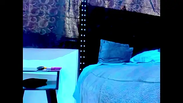 amareto_queen: онлайн-секс-чат