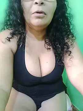 Amarantha25 élő XXX-chatje