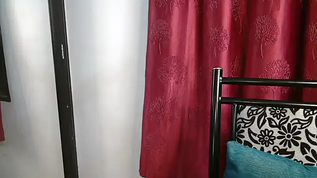 Dhiyapink Webcam-Show