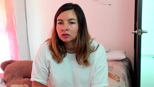 __Emma__11__Lecat_'s Live XXX Chat