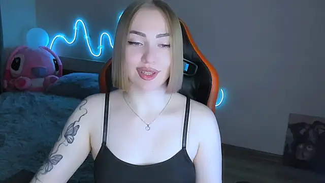 LaraKrein_lkn Live XXX chat