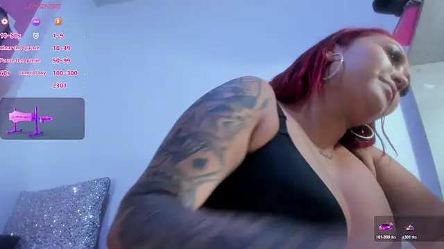 lucy_beatifulln Live XXX chat