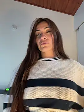 emmily_d Adlı Modelin Web Kamerası Şovu