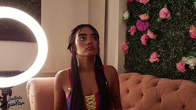 julieta_aguilar1 即時 XXX 聊天