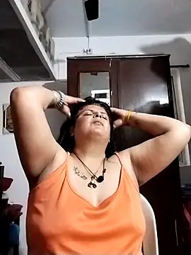 Jann_Riya333 网络视讯表演