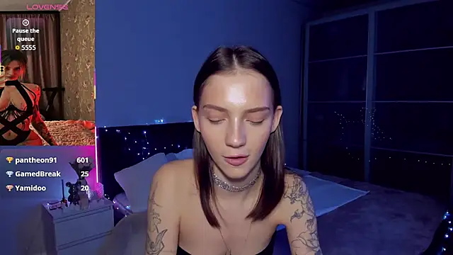 SophieCatty Chat XXX in diretta