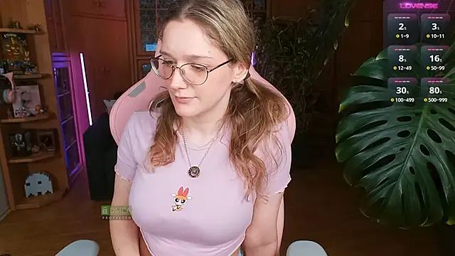 NicoleFaith: онлайн-секс-чат