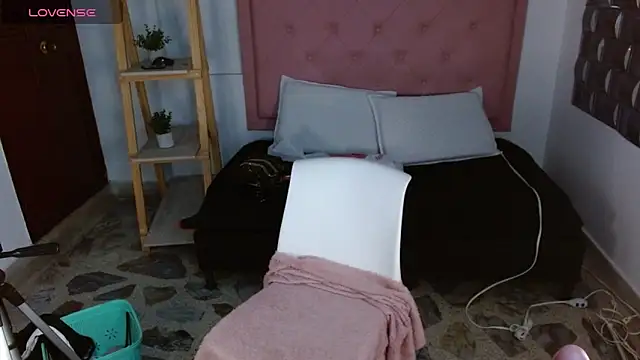 Brenda__222's Live XXX Chat