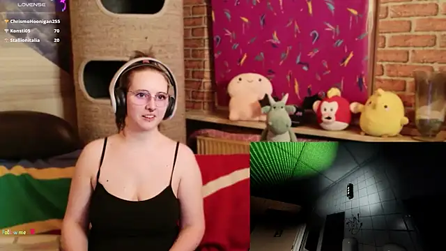 Chat XXX en directo de GamerGirl_Eve