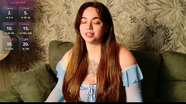 AliraX Chat XXX in diretta