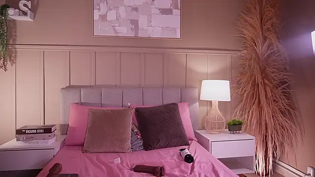 curvyliciousssのライブXXXチャット