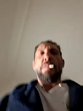 Chat +18 de Valen_tinx19cm ao vivo